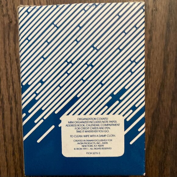 Avon "This & That" Compact Organizer - Picture 9 of 9